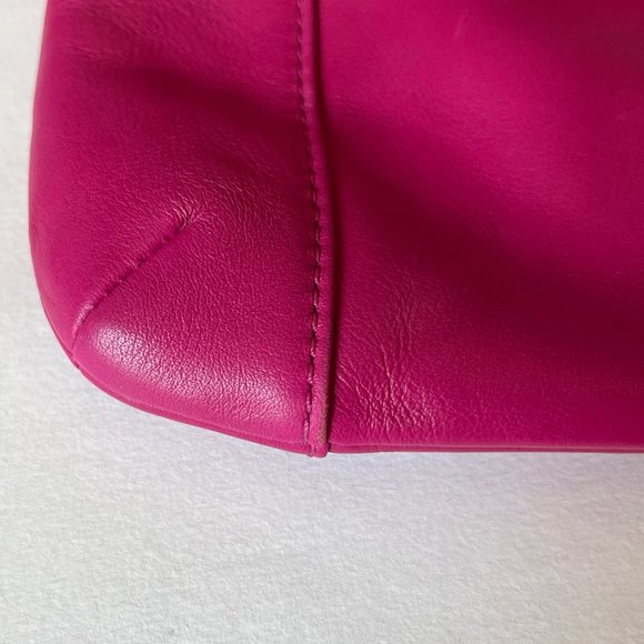 Pink Coach leather wrislet - Picture 6 of 9
